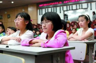 全國人大代表郭乃碩：許多幼兒入學(xué)前近視，建議篩查學(xué)前兒童眼部健康